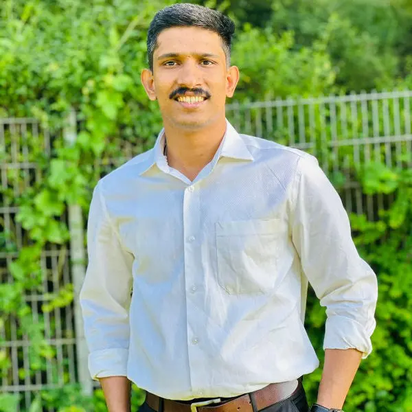 Nidhish Thomas